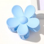 MF Plucked Petal Flower Clip