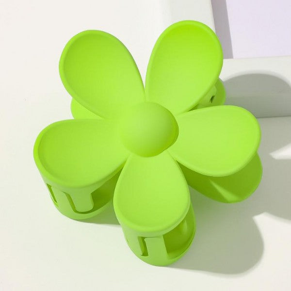 MF Plucked Petal Flower Clip