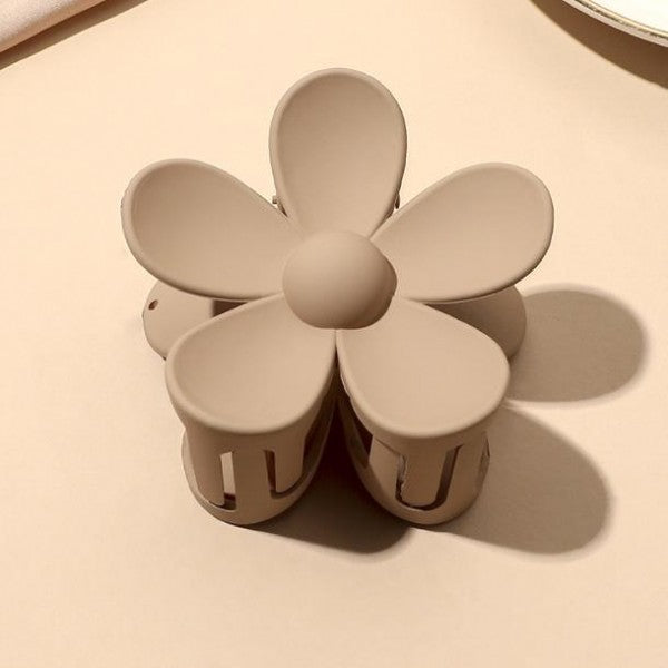 MF Plucked Petal Flower Clip