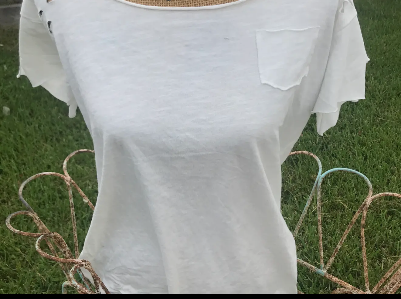 White rag tee