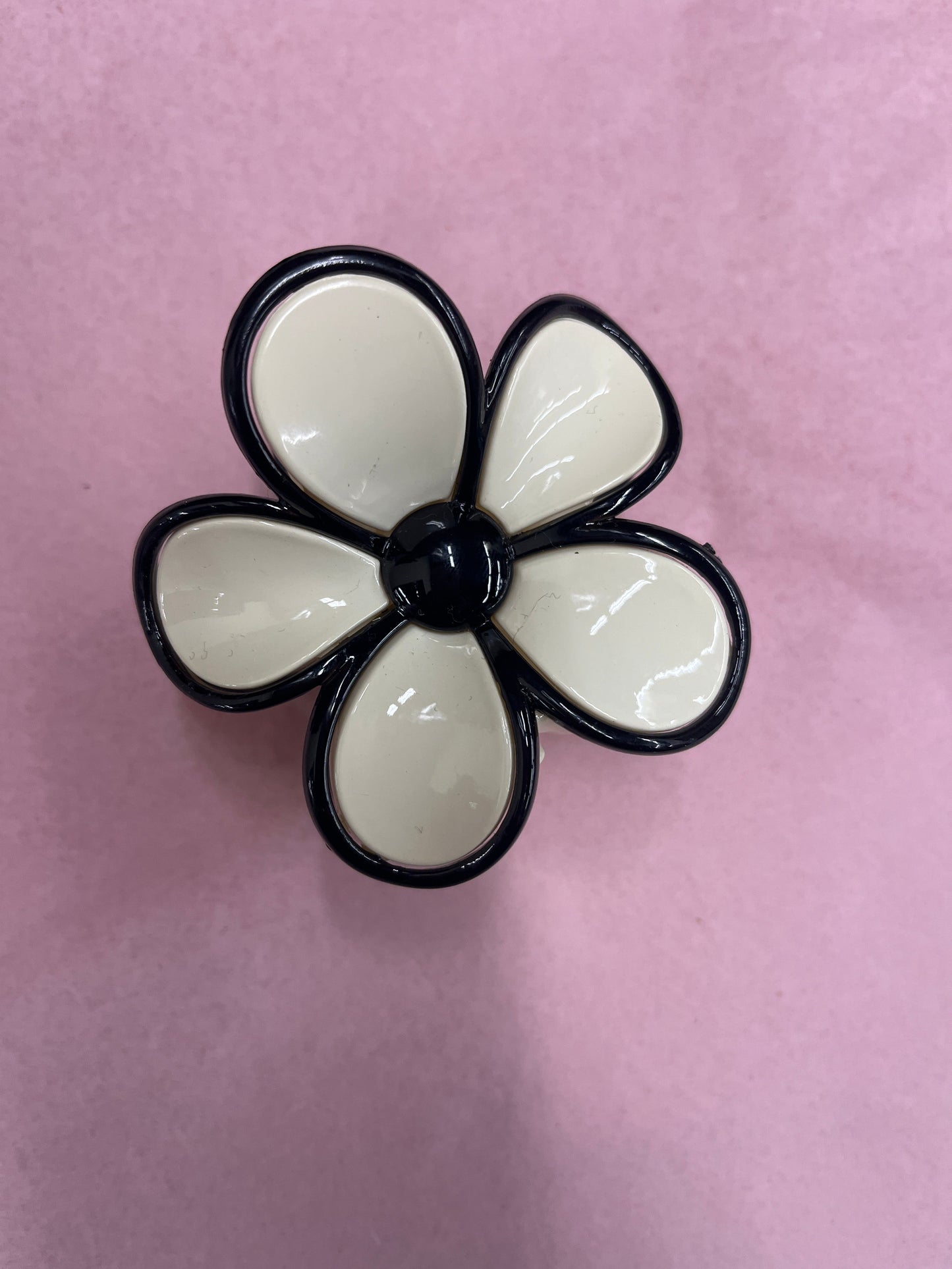 MF Plucked Petal Flower Clip