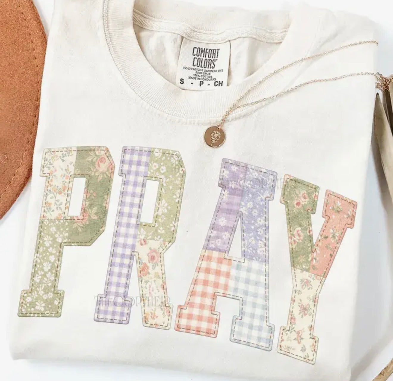 PRAY Tee