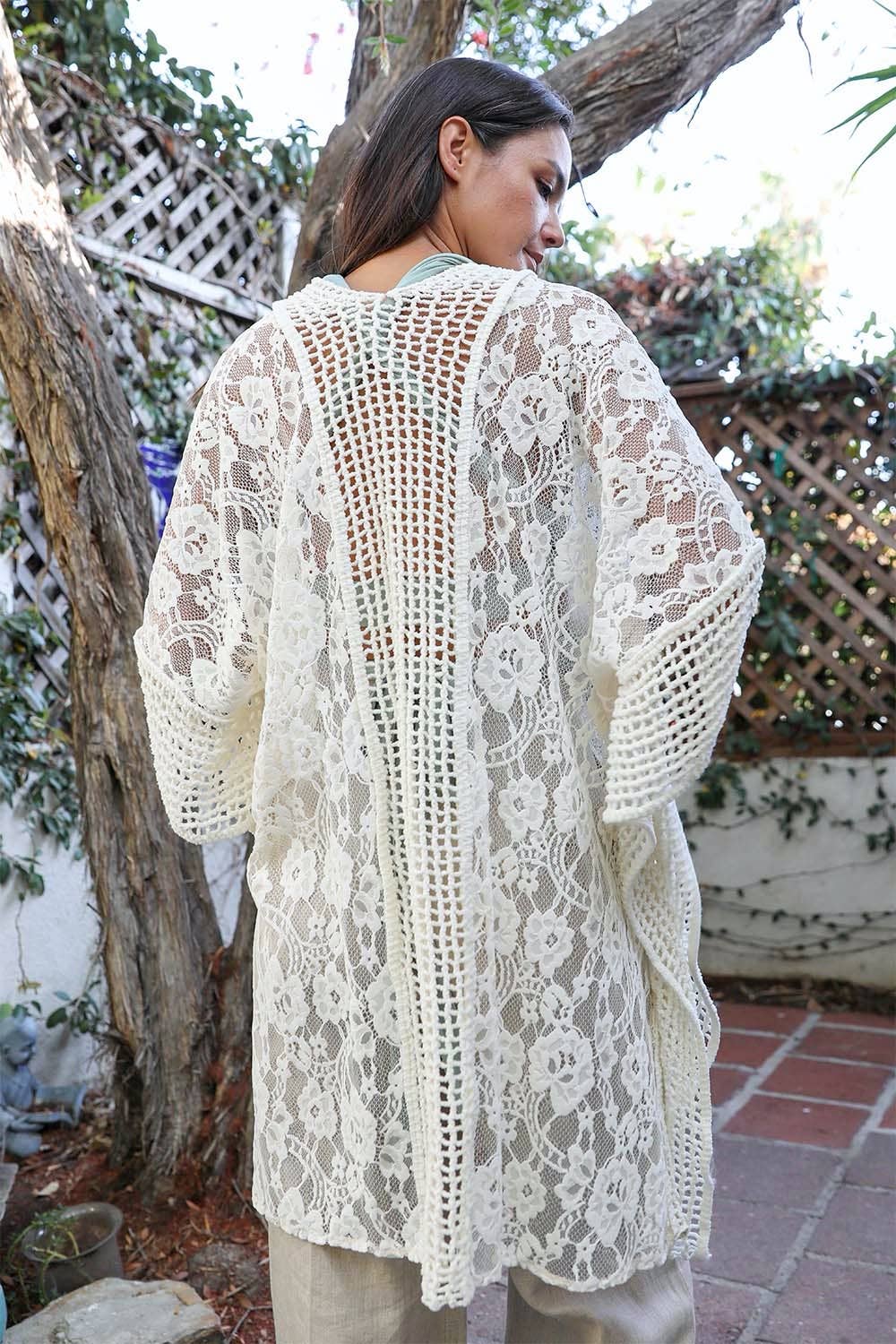 🌺 Floral Pattern Kimono - Perfect Summer Cover: Ivory