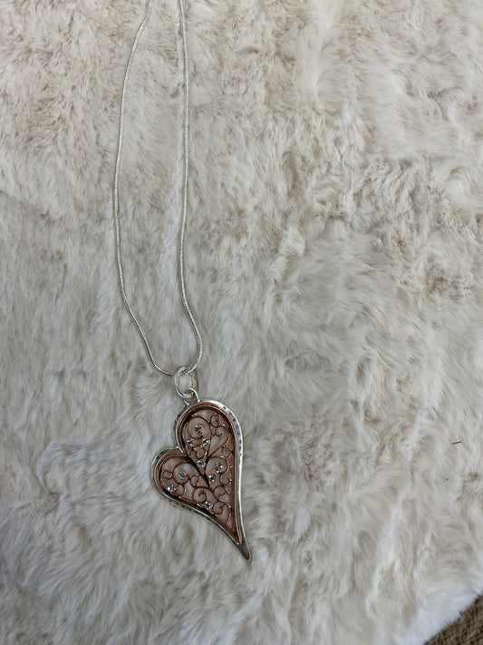 Lace Me Heart  Valentine Necklace