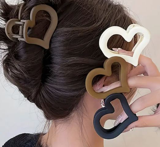 MF Frosted Heart Hair Clips